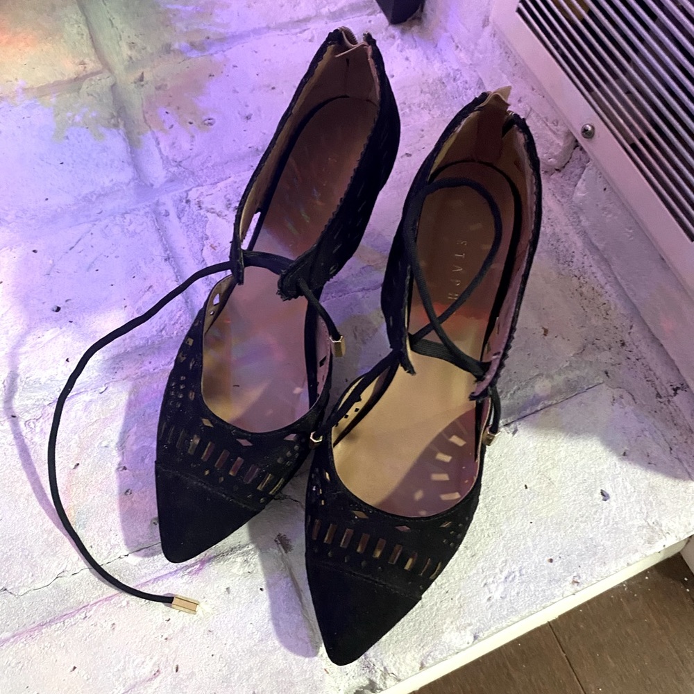 Metaphor Heels - Picture 2 of 2